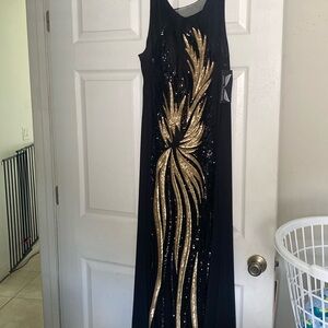 Black and Gold Sequins Dress size xlg
